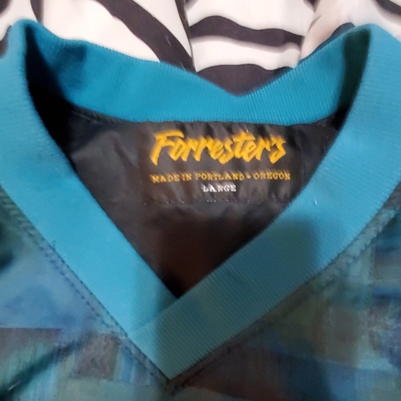 Excellent condition Forrester's large golf pullove - Picture 2 of 2